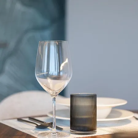 Stemor Visionary Apartment